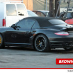 Chris Brown choca su auto 