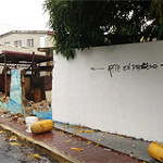 Que pantalones…Terminan derrumbando el mural de «Maelo»(Mira las imágenes)