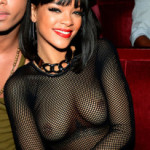 OMG  Rihanna muestra sus ‘boobys’ en París (Aquí las fotos)