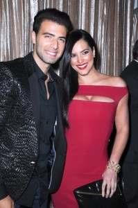 jencarlos-canela-y-gaby-espino-i01530002616507100000000