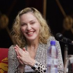 Madonna permite a sus hijos consumir drogas