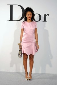 rihanna-dior-400x600