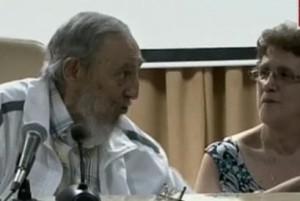 fidel-castro-volvio-a-mostrarse_409x274