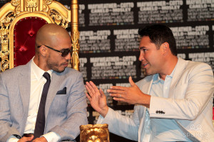 oscar_de_la_hoya_2012_05_01