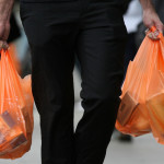 Senado aprueba medida para prohibir bolsas plásticas