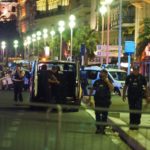 Sigue EN DIRECTO la transmisión: Camión embiste multitud en Niza