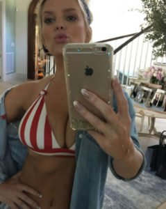 simpson-boobs-bikini-selfie-053116