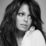 [OMG IS HUGE] Captan a Janet Jackson con su enorme panza de embarazo