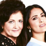 Salma Hayek y su mamá, Diana Jiménez, posan juntas por primera vez